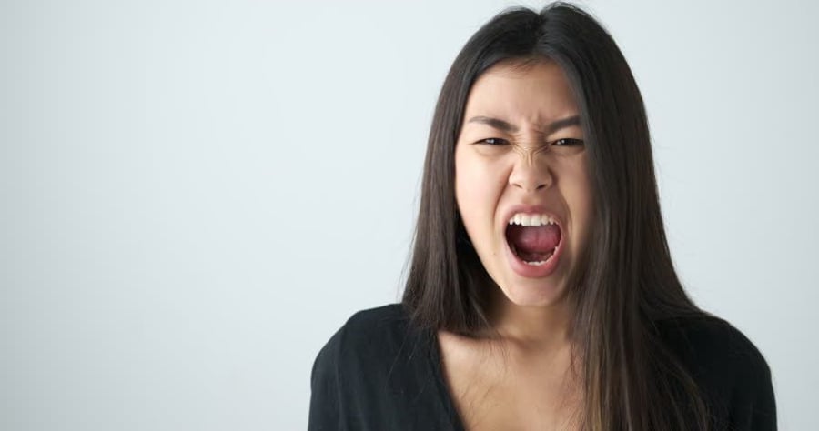 Phụ nữ càng khó tính trong 4 việc này chồng càng hưởng lợi 