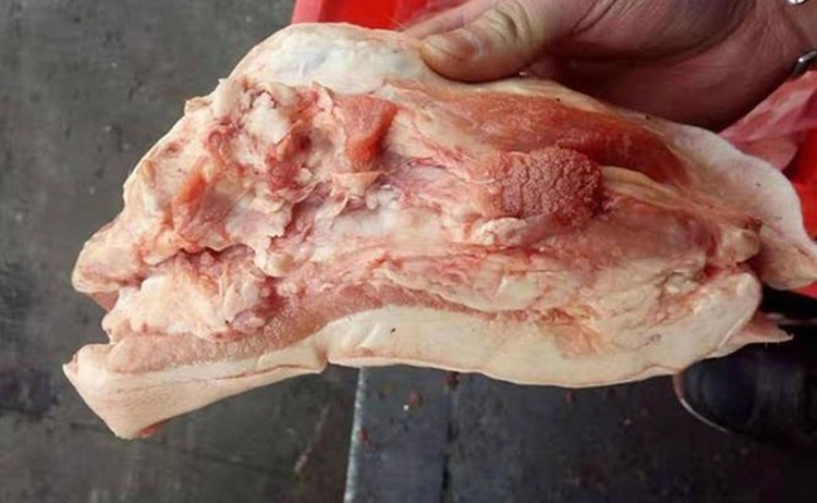 3 phần thịt lợn chứa đầy độc tố và vi khuẩn, rẻ mấy cũng chớ dại mua!- Ảnh 1.