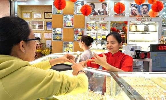 Vàng từ lâu được xem là kênh trú ẩn an toàn, giúp bảo toàn giá trị tài sản.